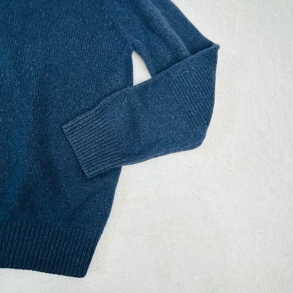 NWT Gap Wool Sweater Size XL Navy Blue‎ Angora Patchwork Textured V-Neck Preppy - Picture 6 of 16